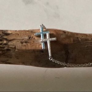 DELICATE DOUBLE CROSS FRIENDSHIP BRACELET
